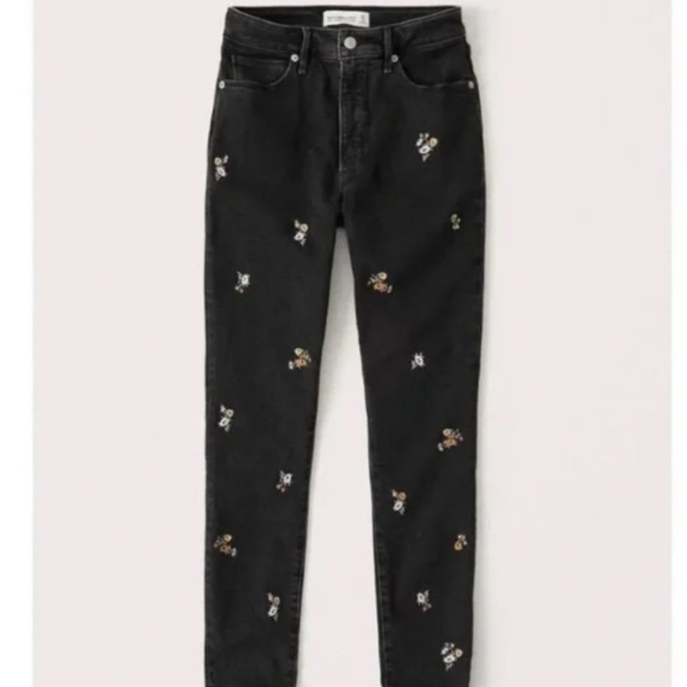 A&F Embroidered High Waisted Skinny Ankle Jeans NWT